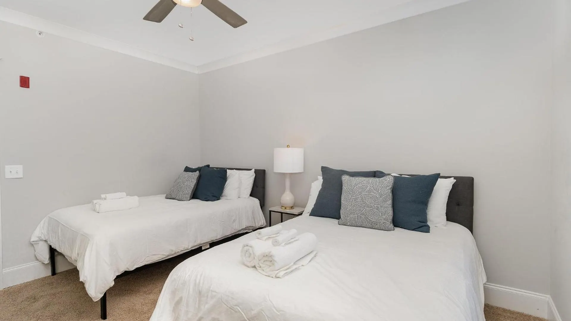 Belwood Bloom - 2 Units - Walk To Centennial Park Nashville 0*,  United States